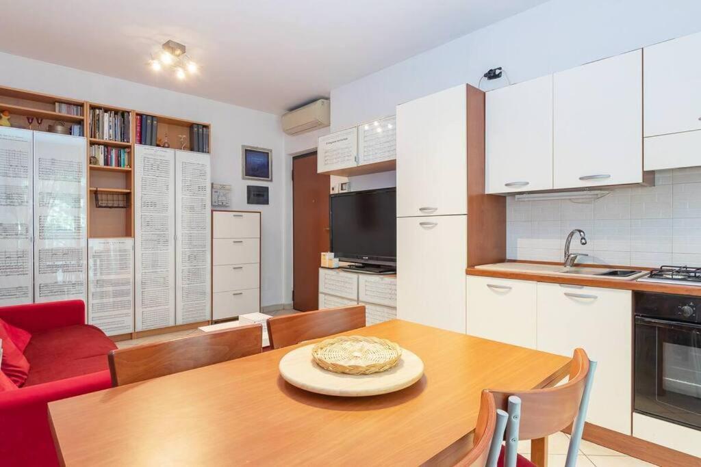 Elegante A 500 Mt Da M4 Con Wifi E Ac Διαμέρισμα Μιλάνο Εξωτερικό φωτογραφία